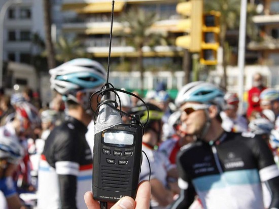 RADIOFORBUD: Dette var med på å spisse konflikten mellom lag og forbund i den internasjonale sykkelsporten. FOTO: Tim De Waele/TDWSPORT.COM