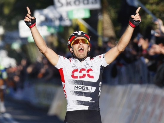 Fabian Cancellara holder unna for spurterne i 2008. (Tim de Waele)
