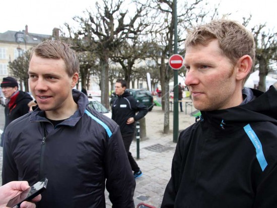 OPPSTARTEN: Edvald Boasson Hagen og Gabriel Rasch var de to første eksportene ut av Joker-laget. Her er de avbildet foran Paris-Roubaix. FOTO: Jarle Fredagvik, procycling.no