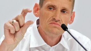 <b>ENGLEVINGER:</b> Helt til det siste var planen at Rolf Aldag skulle ta ulykkesflyet fra German Wings hjem fra Barcelona etter første etappe av Katalonia rundt. Heldigvis ble billetten kansellert. AFP PHOTO   DDP/JUERGEN SCHWARZ       GERMANY OUT