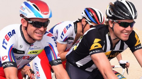 <b>MÅTTE BRYTE:</b> Edvald Boasson Hagen slo skulderen under belgisk kraftprøve. FOTO: Tim De Waele / TDWSPORT.COM