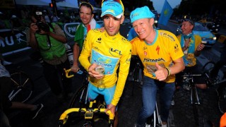 NEKTER: Astana nekter for at det allerede har blitt bestemt at de blir fratatt WorldTour-lisensen. Foto: Tim de Waele (©TDWSport.com)