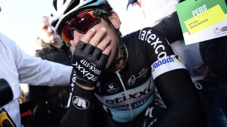 <b>FOR TØFT:</b> Mark Cavendish maktet ikke å yte André Greipel motstand i Tyrkia. AFP PHOTO / BELGA PHOTO / YORICK JANSENS **Belgium Out**