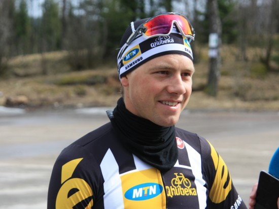 MOTIVERT: Edvald Boasson Hagen på sin første dag tilbake på sykkelen etter bruddet i skulderen. Foto: procycling.no