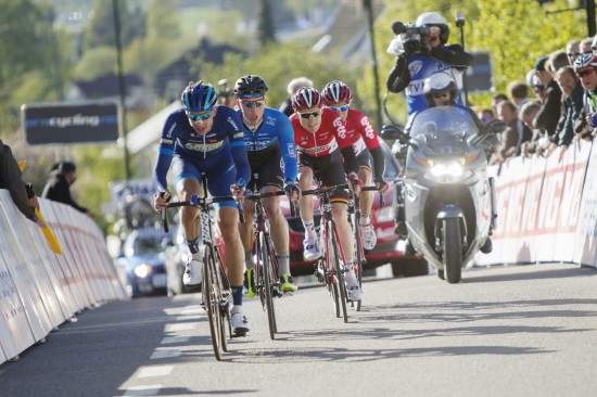TRØBBEL: Med to mann fra Lotto-Soudal i bruddet, fikk de norske kontinentallagene fornyet håp om at det var noe stort på gang. FOTO: Kristoffer Øverli Andersen, procycling.no