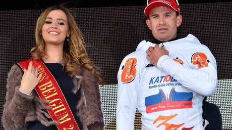 <b>POPULÆR:</b> Elleve seirer, blant annet fra tredagers i De Panne, har gjort Alexander Kristoff til et ettertraktet intervjuobjekt i inn- og utland. Nå er han klar for Senkveld med Thomas og Harald. FOTO: Tim De Waele/TDWSPORT.COM