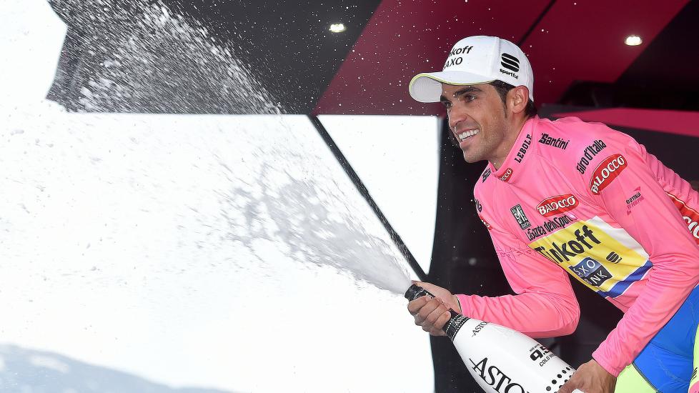 <b id="ext-gen1074"> NY SEIER: </b> Alberto Contador (Tinkoff-Saxo) tok sin andre seier i Giro d'Italia, og vil nå rette blikket mot Tour de France for å forsøke seg på den "umulige" dobbelen. Foto: Tim De Waele/TDWSPORT.COM.