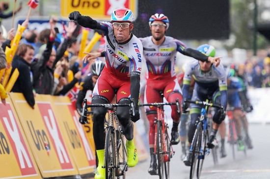 SULTEN PÅ SUKSESS: Alexander Kristoff lar sjelden en seiersmulighet gå fra han. Foto: Tim De Waele (©TDWSport.com)