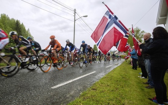 MYE Å FLAGGE FOR: Det var deilig å være norsk under Tour of Norway. Foto: Tim De Waele (©TDWSport.com)