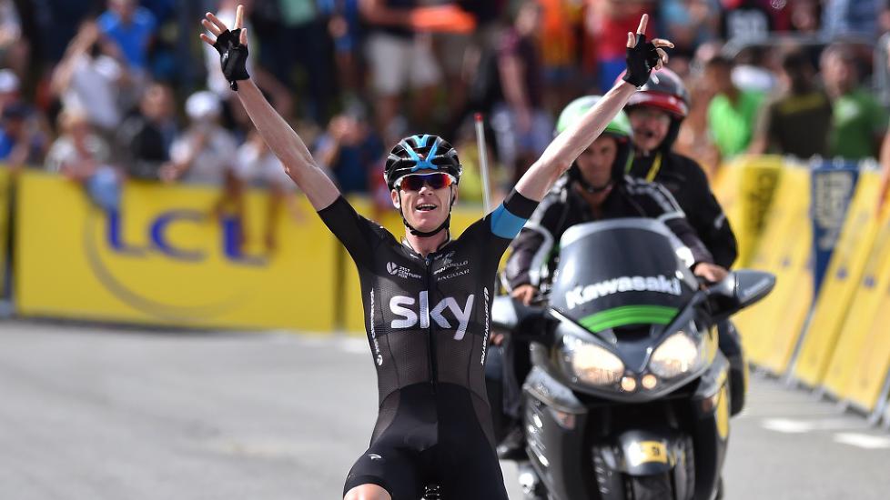 <b>BØTELAGT:</b> Chris Froome og Team Sky måtte glemme prispengene og tåle bot etter Froomes etappeseier lørdag da briten ikke stilte på den obligatoriske pressekonferansen. Foto: Tim De Waele, TDWSport.com