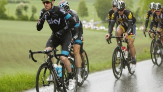<b>TINGENE STEMMER IKKE:</b> Lars Petter Nordhaug slet under Tour of Norway, mens Tour de Suisse ble et lite mareritt. Nå vil han trolig slite med å leve opp til favorittstempelet under NM-fellesstarten. FOTO: Kristoffer Øverli Andersen, www.procycling.no