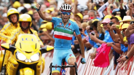 <b>SLO TILBAKE:</b> Fjorårsvinner Vincenzo Nibali hadde en forferdelig start på Tour de France, men slo tilbake med etappeseier. Fjerdeplassen sammenlagt var dog langt under forventningene. Foto: SEBASTIEN NOGIER (Scanpix/Epa)