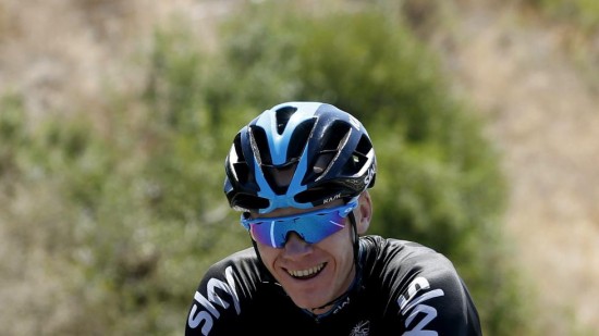 TAPTE: Chris Froome slet på de siste kilometerne. Foto: EPA/Javier Lizon