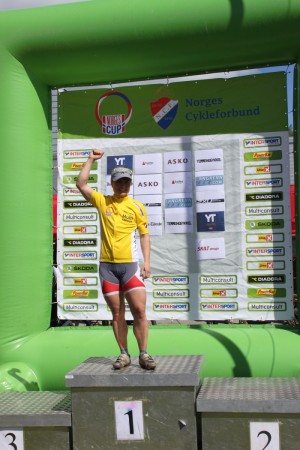 LEDER NC: Hildegunn Hovdenak leder Norgescupen sammenlagt etter at hun vant Montebellorittet. Foto: Jens Berentsen/NCF