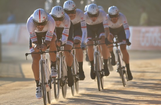 Cycling: 70th Tour of Spain 2015 / Stage 1 Team TREK FACTORY RACING (USA)/ CANCELLARA Fabian (SUI)/ IRIZAR ARANBURU Markel (ESP)/ POPOVYCH Yaroslav (UKR)/ SCHLECK Frank (LUX)/ STUYVEN Jasper (BEL)/ VAN POPPEL Boy (NED)/ VAN POPPEL Danny (NED)/ ZOIDL Riccardo (AUT)/ ZUBELDIA AGIRRE Haimar (ESP)/ Puerto Banus-Marbella (7,4km)/ Team Time Trial Contre la Montre Equipes Ploegentijdrit TTT / Vuelta Tour d'Espagne Ronde van Spanje / Etape Rit /(c) Tim De Waele