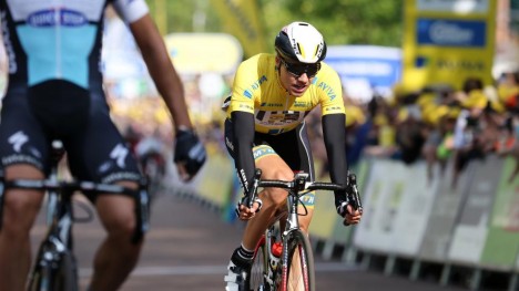 NÆRE JACKPOTTEN: Edvald Boasson Hagen viste styrke, men måtte se seg slått av Matteo Trentin på de siste hundre meterne. Foto: Tim De Waele (TDWSport.com).
