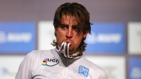 <b>SMAKTE GODT:</b> Da ingen klarte å følge ham opp 23rd Street, skjønte Peter Sagan at han ikke kunne vente på noen. Foto: Bryn Lennon (Scanpix/Afp)