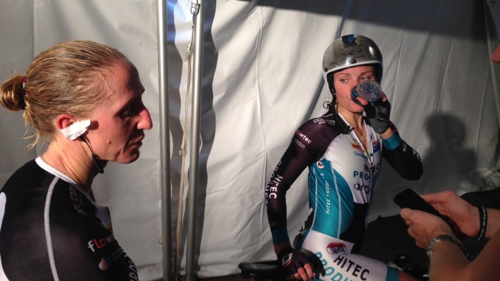 KAOTISK: Gotaas Johnsen og Moberg etter lagtempoen i Richmond, der laget mistet en viktig rytter like før start. Foto: (procycling.no)