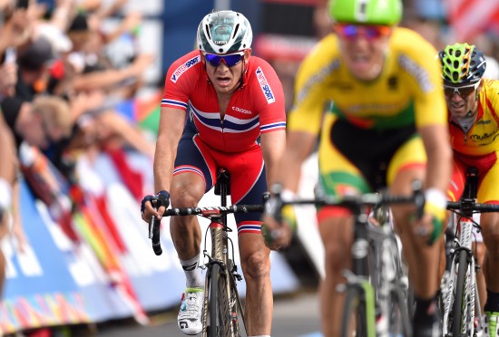 SJUMILSSTØVLER: Du så det ikke på TV, men i denne artikkelen får du vite hvordan Alexander Kristoff plutselig var midt i medaljekampen i Richmond. FOTO: ©Tim De Waele/TDWSPORT.COM