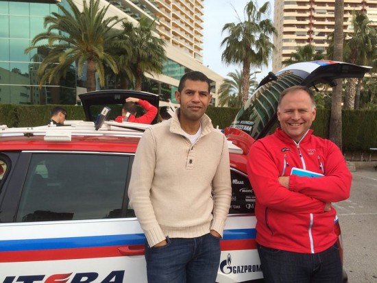 GLAD NORDMANN: Ernæringsekspert Rob Child og trener Stein Ørn var også på plass i Calpe (foto Team Katusha)
