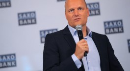 HVOR LANDER ØRNEN: Bjarne Riis og den tidligere styrelederen i Saxo Bank skal presentere sine nye planer i slutten av neste måned. Det kan vety et oppkjøp av hans tidligere sykkellag. FOTO: (c)Tim De Waele/TDWSPORT.COM