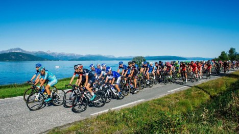<b>DEBUTANTER:</b> Team Sky har ikke syklet Arctic Race of Norway tidligere. Nå varsler det britiske storlaget at tiden er inne.  AFP PHOTO/JONATHAN NACKSTRAND
