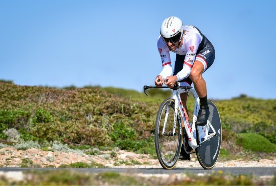 BEST: Fabian Cancellara sl Tony Martin i sesongens første tempoduell. FOTO: Tim De Waele/TDWSPORT.COM