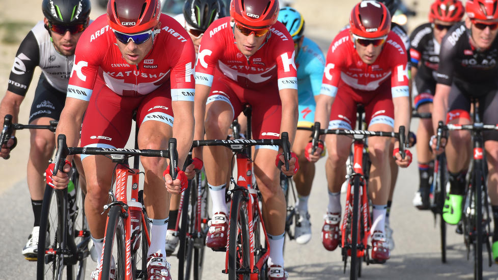 NÅDDE IKKE OPP: Alexander Kristoff og Sven Erik Bystrøm ble utkonkurrert av Mark Cavendish (bak til venstre) på åpningsdagen av Tour of Qatar. Foto: Tim de Waele (©TDWSport.com)