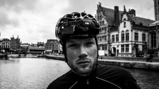 TILBAKE: Vegard Robinson Bugge gir seg selv én sesong på å bevise at han er god nok for et norsk kontinentallag. 26-åringen har ikke konkurrert på 269 etter at han ble utestengt etter å ha manglet fritak for astmamedisinen han brukte. I dag er han tilbake i konkurranse i Belgia. FOTO: Frans-Leonard Markaskard