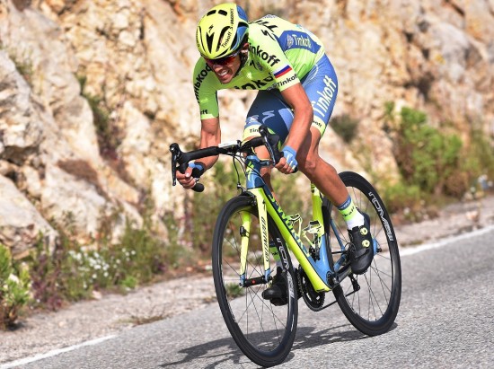 PRØVDE OG PRØVDE: Ingen skal beskylde Alberto Contador for å gi seg enkelt. Foto: Tim de Waele (©TDWSport.com)