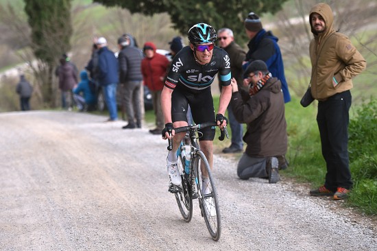 OFFENSIV: Nordhaug var sprek i Strade Bianche. FOTO: Tim De Waele
