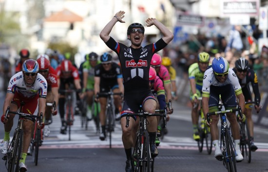 TITTELFORSVARER UTE: John Degenkolb vant i fjor, men er ute med skade i år. Kan Kristoff gjenta 2014-seieren? Eller blir Michael Matthews den sterkeste i en spurt på Via Roma? (foto: Afp)