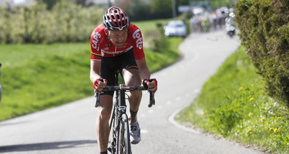 OFFENSIV: Tim Wellens elsker å angripe. Her gjør han nettopp det i Amstel Gold Race. Foto: Tim de Waele (©TDWSport.com)