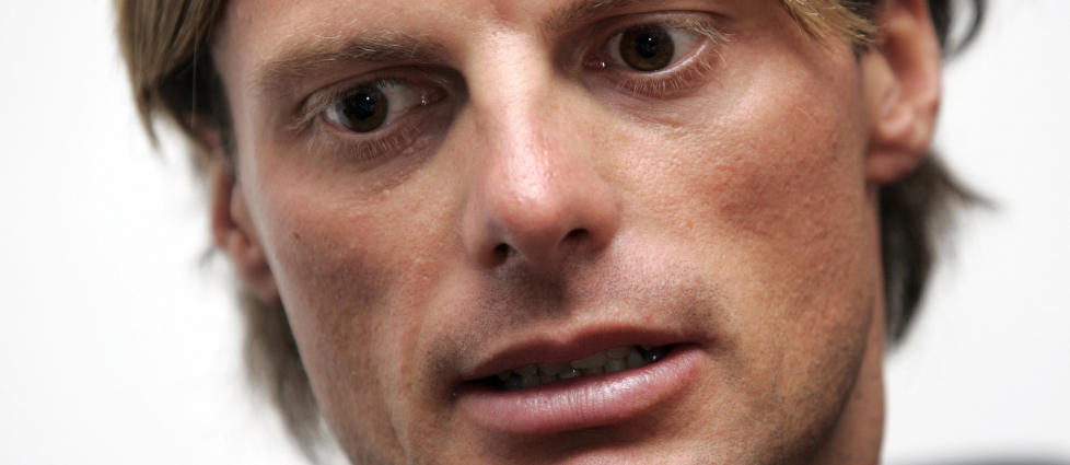 BOKAKTUELL JUKSER: Danilo Di Luca legger ikke skjul på egen kynisme i boka "Vinnerbeistet". - Jeg angrer intet, skriver han. - Jeg måtte dope meg for å vinne. (AP Photo/Riccardo De Luca)
