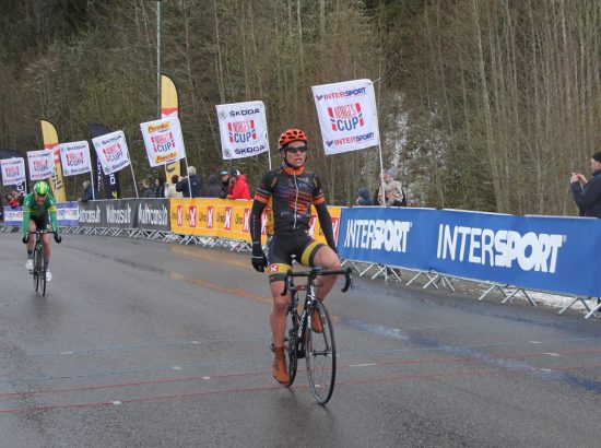 VANT: Trond Håkon Trondsen foran Tobias Foss. Foto: Cato Karbøl (NCF)