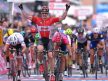 LOTTO IGJEN: André Greipel jubler for sin andre etappeseier i Giro d'Italia, Lotto Soudals tredje på rad. (Foto Tim de Waele)