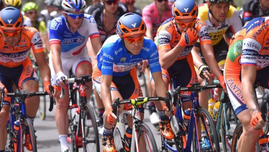 ET LITE LYSPUNKT: Men foruten Cunegos dager i klatretrøyen, har det vært mye rart fra Nippo-Vini Fantini. Foto: Tim de Waele (©TDWSport.com)
