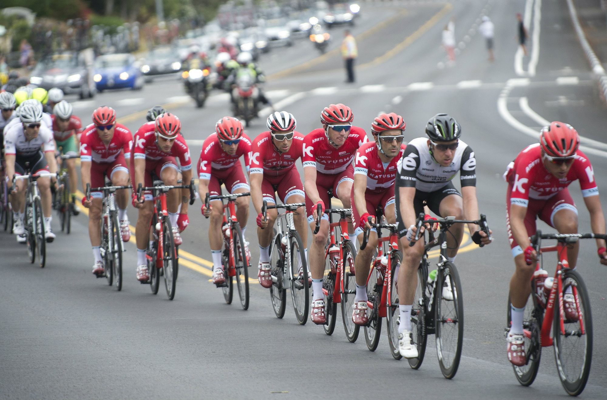 ALLE MANN I ARBEID: Katusha-laget viste lovte takter under Tour of California der Alexander Kristoff også hentet hjem en etappeseier. FOTO: Tim De Waele/TDWSPORT.COM