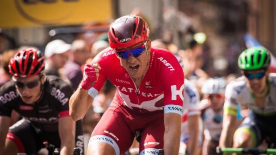 FRUSTRERT: Kristoff går sannsynligvis ut av Le Dauphiné uten seier i år. Det utgjør ingen optimal opptakt til Tour de France. AFP PHOTO / LIONEL BONAVENTURE