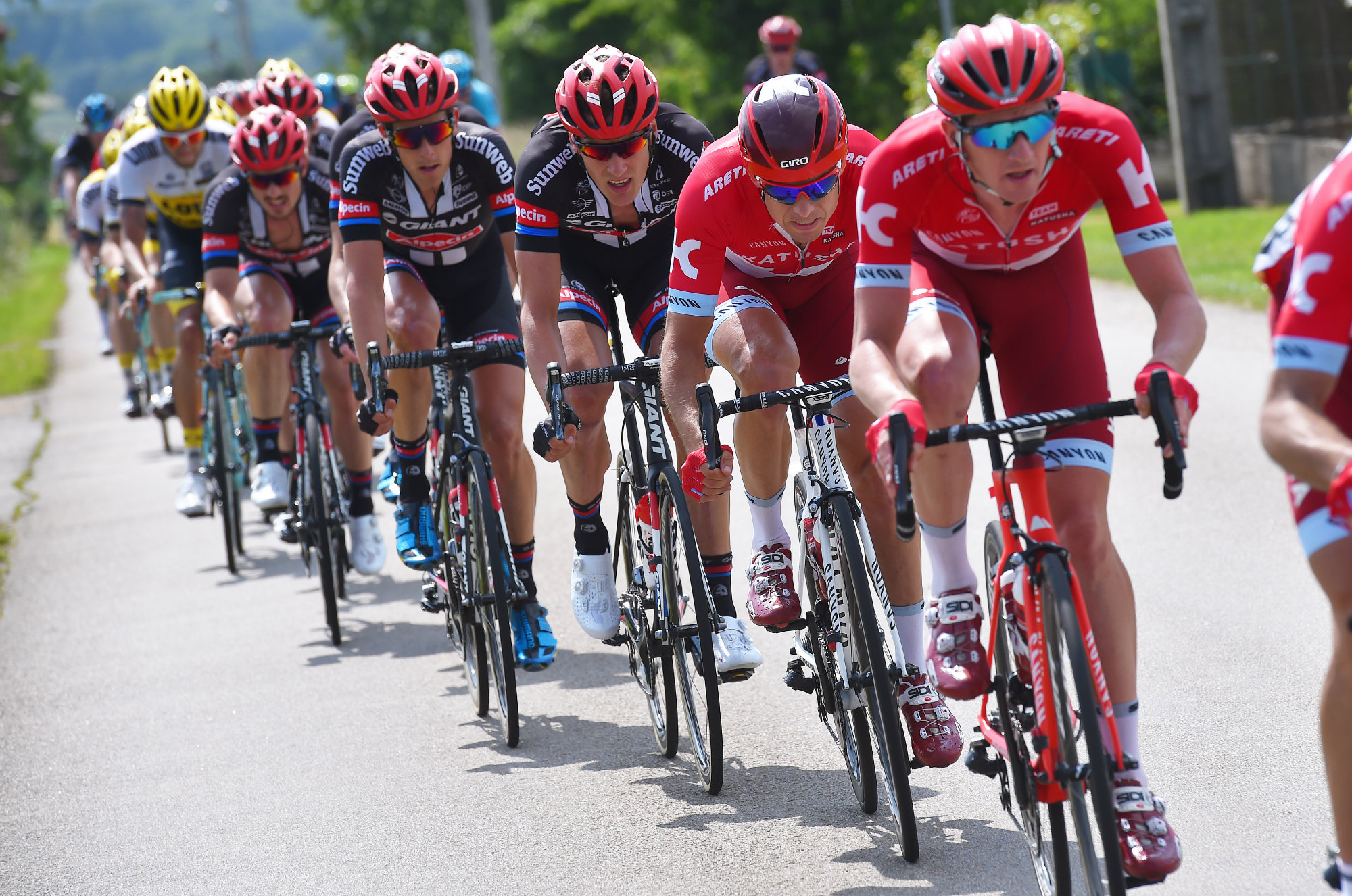 FORSKJELLIGE VARIANTER: Critérium du Dauphiné endte opp med både utprøving og feiling. Under Tour de France vil opptrekket rundt Alexander Kristoff innimellom være nedskalert til et minimum. FOTO: Tim De Waele/TDWSPORT.COM