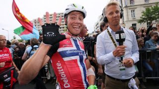GRUNN TIL Å SMILE: Edvald Boasson Hagen og resten av Dimension Data-rytterne opplever et eventyrlig Tour de France. Det sørafrikanske laget har vunnet fire av sju etapper så langt. Foto: Tim de Waele (©TDWSport.com)