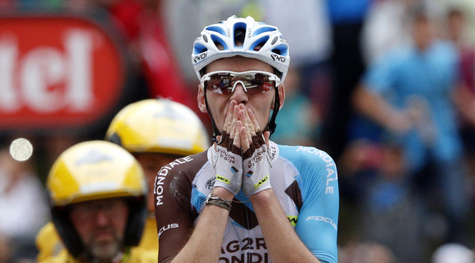 FRANKRIKES REDNING: Det hadde vært en dårlig Tour de France for Frankrike før Romain Bardet vant den 19. etappen og deretter sikret andreplassen sammenlagt. Foto: Juan Medina (Scanpix/Reuters)