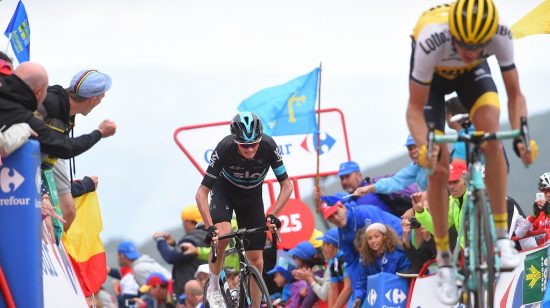 KONTROLLERTE INNSATSEN: Froome kjørte taktisk smart, og hentet mye tid på siste del av stigningen Lagos de Covadonga. Foto: Tim De Waele.