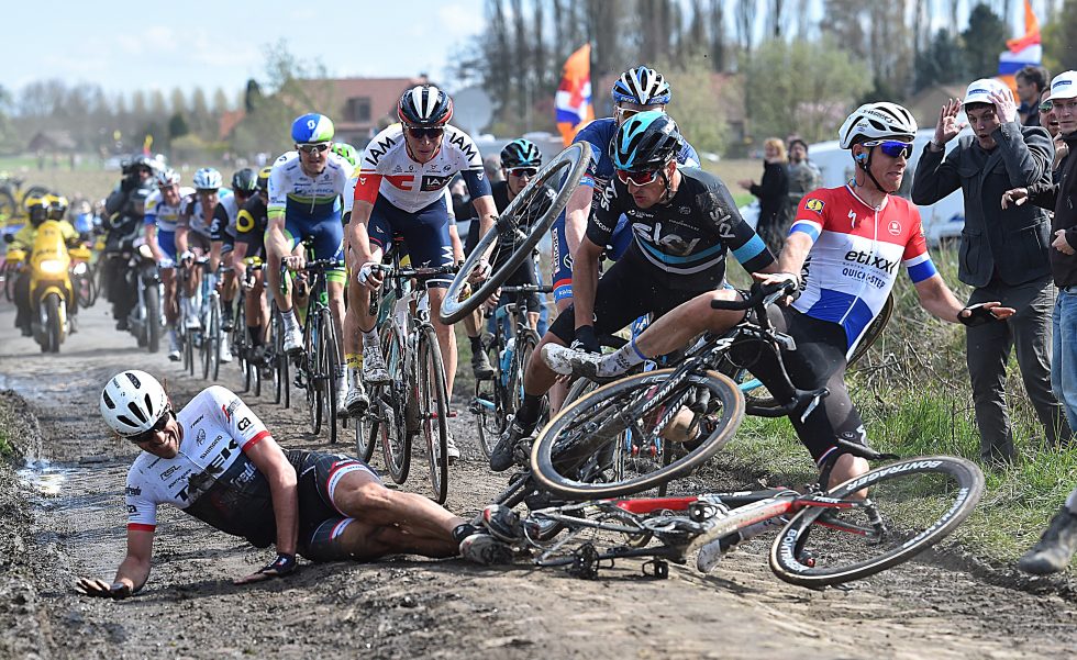 Cycling: 114th Paris - Roubaix 2016 CANCELLARA Fabian (SUI)/ Pave Coble Stones/ Crash Chute Val/ Injury Blessure Gewond/ Compiegne - Roubaix (257,5Km)/ Parijs PR /(c) Tim De Waele