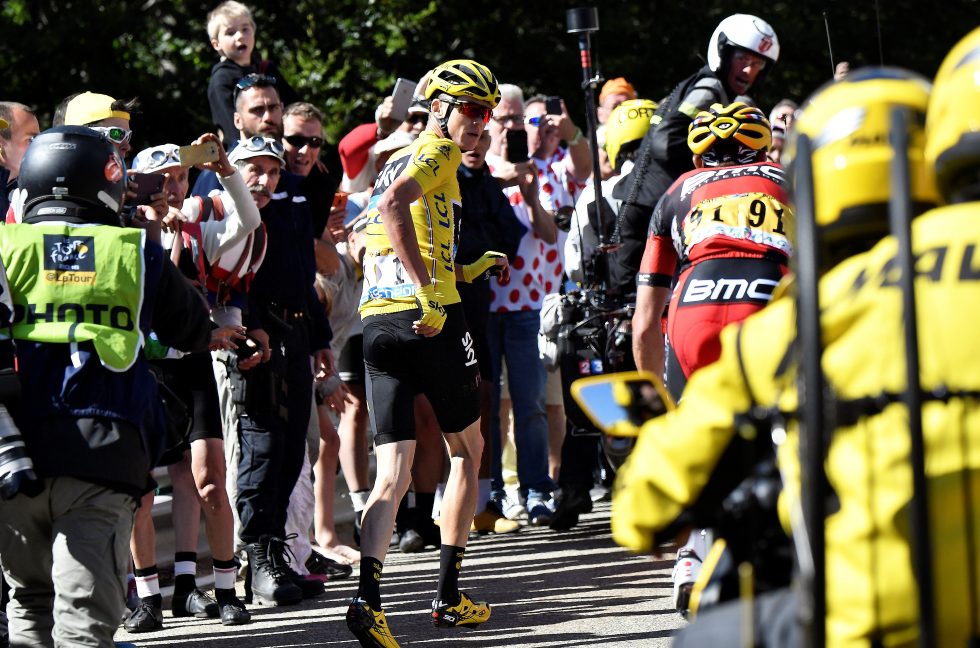 Cycling: 103th Tour de France 2016 / Stage 12 Christopher FROOME (GBR) Yellow Leader Jersey / Broken Bike / Mechanical Problem / Richie PORTE (AUS)/ Illustration / Montpellier - Mont Ventoux / Chalet Reynard 1435m (178Km)/ Stage shortened 6km due to heavy winds/ TDF / pool jp © Tim De Waele