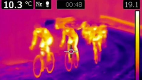 NY RAPPORT: Flere som snakket med TV-programmet 60 Minutes hevder mekanisk doping ble brukt under Tour de France i 2015. FOTO: Stade2/France Television