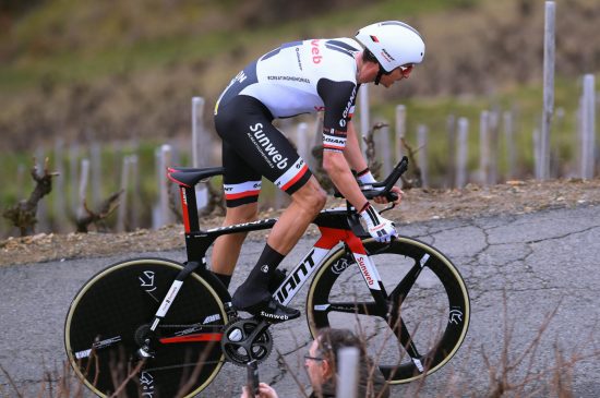 UT PÅ TUR: Warren Barguil hadde som mål å vise fram hvor god han var blitt med temposykkelen