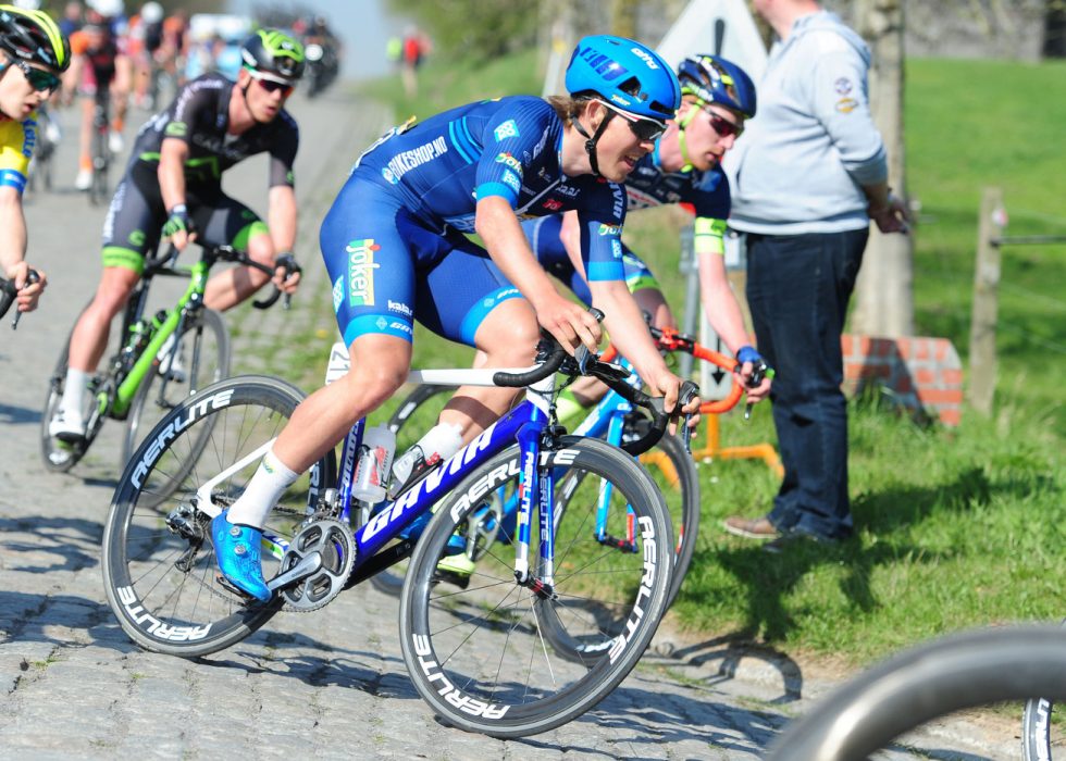 I DÅRLIG SLAG: Kristoffer Halvorsen sto av tredagersrittet i De Panne etter 12 mil. Nå reiser han hjem for å hvile seg i form til Flandern rundt. FOTO: Mario Stiehl