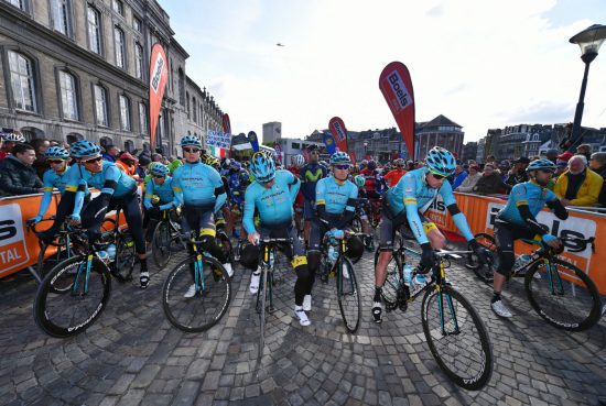 HEDRET SCARPONI: Astana syklet litt livs vanskeligste ritt under Liège-Bastogne-Liège. Flere av lagkameratene til Michele Scarponi gråt åpenlyst ved starten av rittet. FOTO: Tim De Waele/TDWSPORT.COM