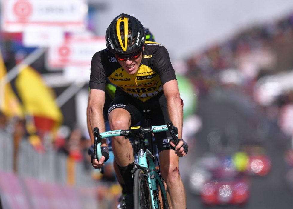 SLUTTKJØRT: Både ribbeina og nå magen har plaget Steven Kruijswijk. Derfor står han av de to siste Giro d'Italia-etappene. FOTO: Tim De Waele/TDWSPORT.COM